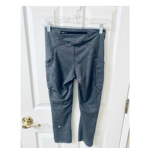 Lululemon Speed Up Tight Crop 21” (Size 4)